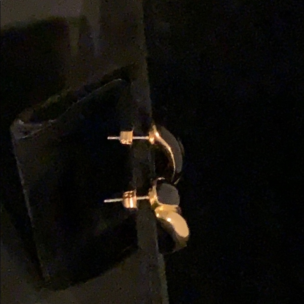 Gold Tone and Black Vintage Post Earrings - Picture 2 of 4